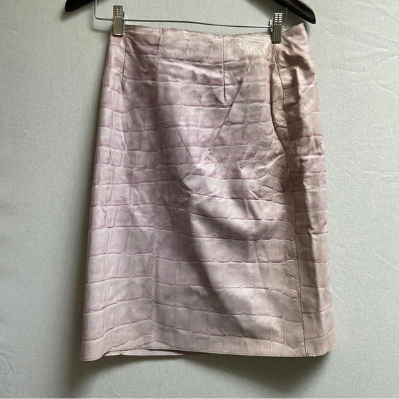 Danier Leather Crocodile Embossed Wrap Skirt Sz 12 - Picture 2 of 11